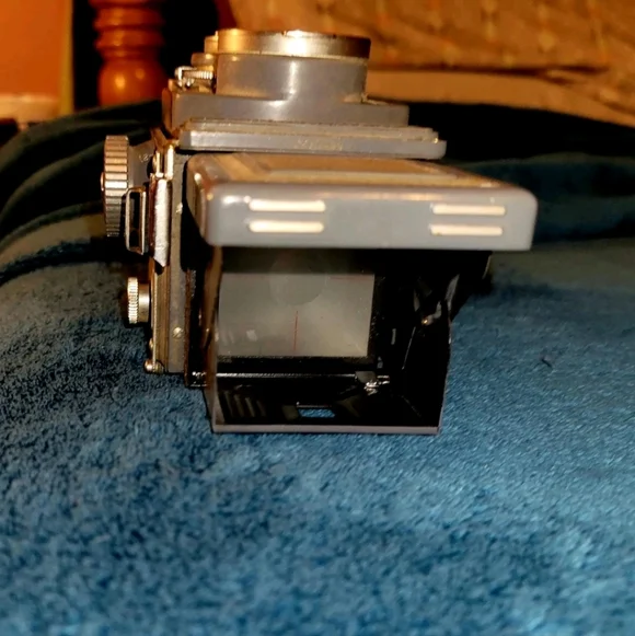 Vintage Yashica-44 Classic Camera